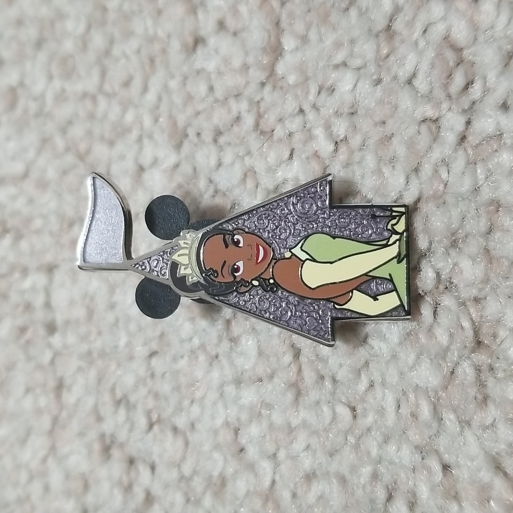 Disney Tiana castle pin
